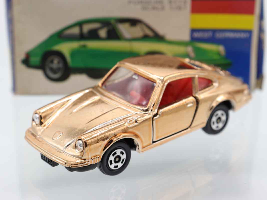 トミカ　青箱 F3 ポルシェ911S トミカ 青箱 F3 ポルシェ911S - メルカリ