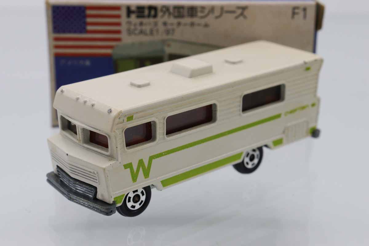 トミカ　青箱