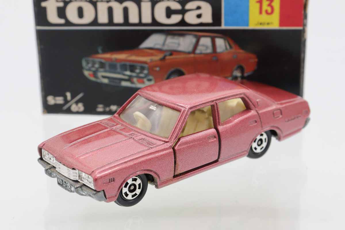 ミニカーショップ ケンボックス トミカ 黒箱☆13☆日産セドリック