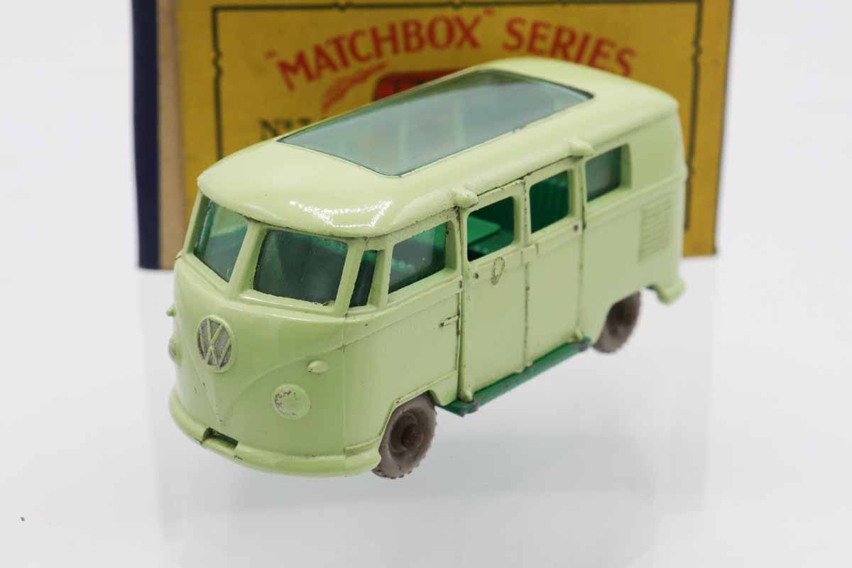 miniマッチボックスフォルクスワーゲン CARAVETTE NO.34 Vintage Matchbox Car No. 34 Volkswagen Caravette Camper | eBay