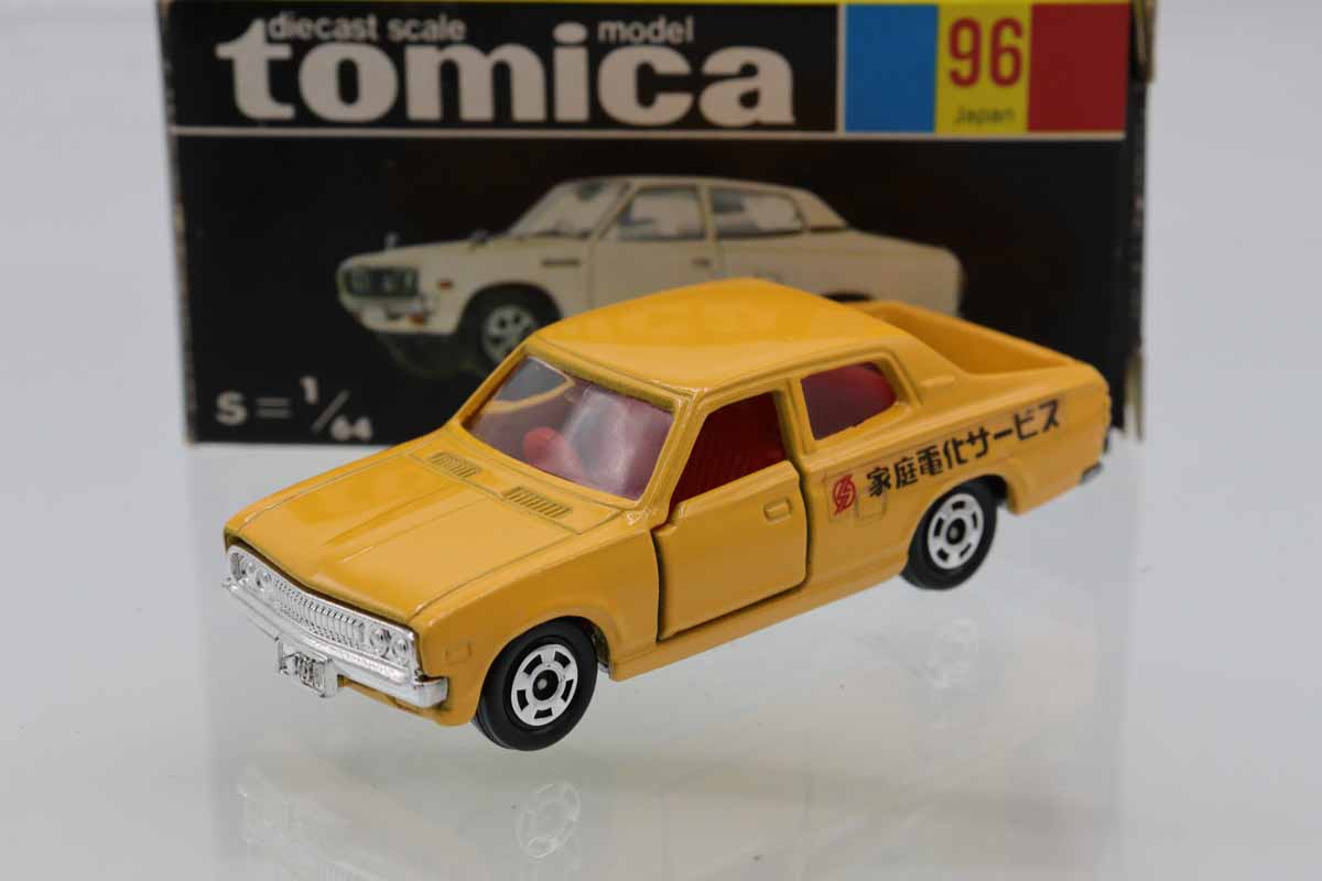 ミニカー 年代物です。 ミニカーショップ ケンボックス トミカ 黒箱☆96☆ダットサン