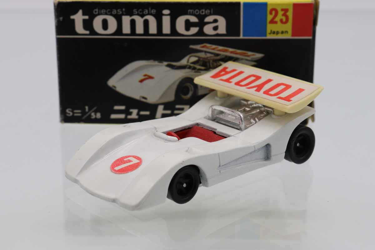 トミカ黒箱23台セット+その他ミニカー ミニカーショップ ケンボックス トミカ 黒箱☆23☆トヨタニュー