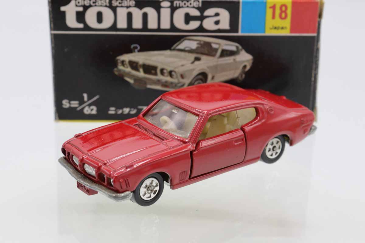 黒箱18ニッサン ブルーバートU 2000GT-X(1E) Amazon | トミカ 黒箱 18 ニッサン ブルーバード U 2000GT-X 1