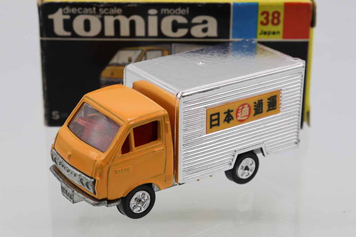 トミカ　黒箱
