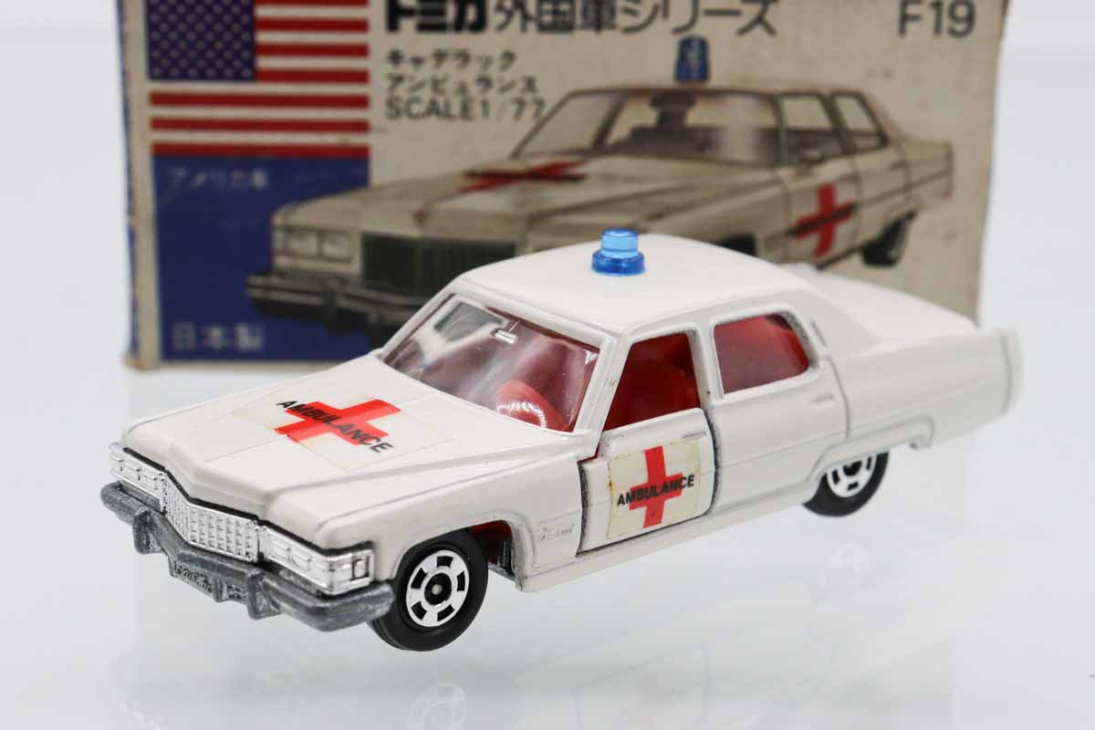 トミカ キャデラック 救急車 アンビュランス トミカ キャデラック 救急車 アンビュランス トミー(TOMY