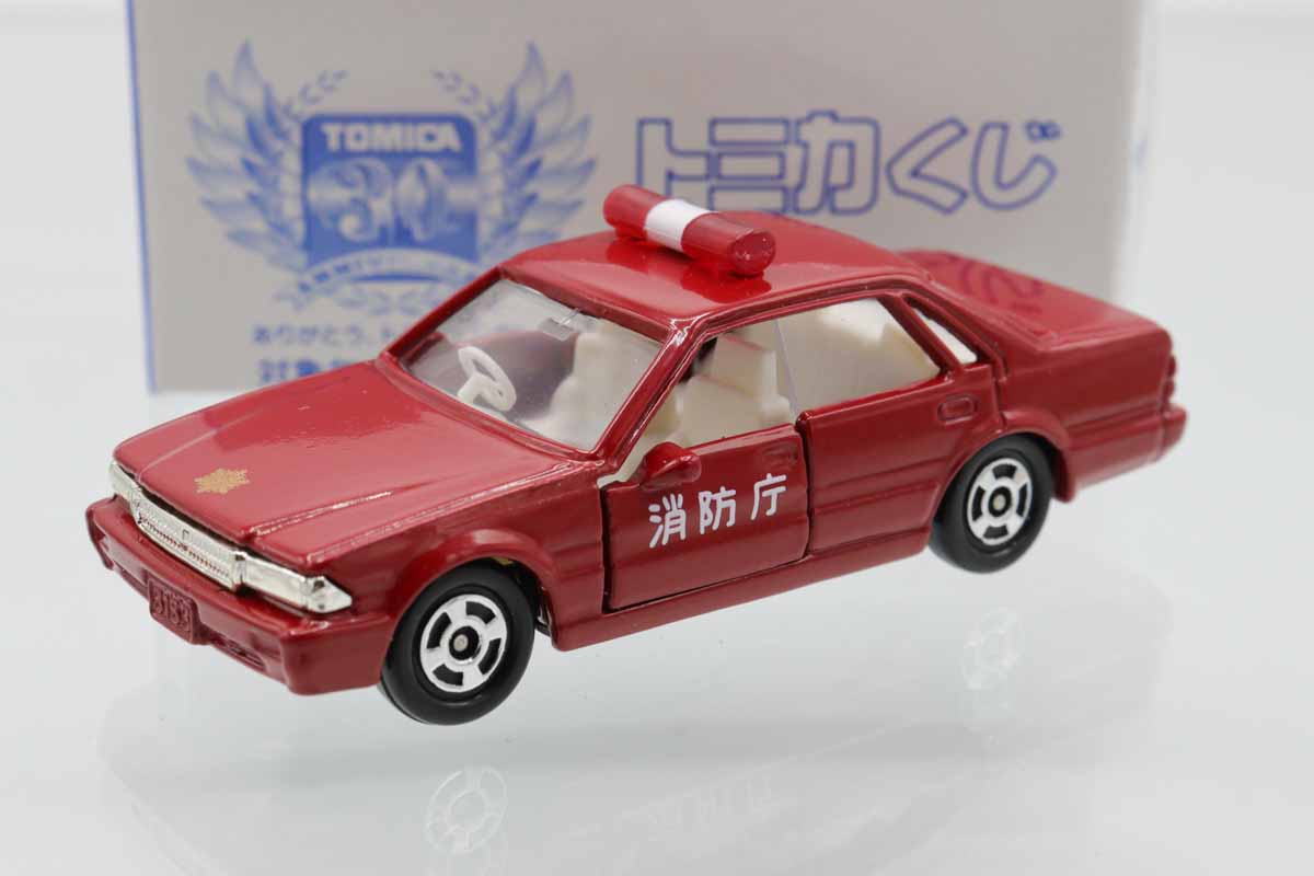 ミニカーショップ ケンボックス トミカくじ☆17☆日産セドリック