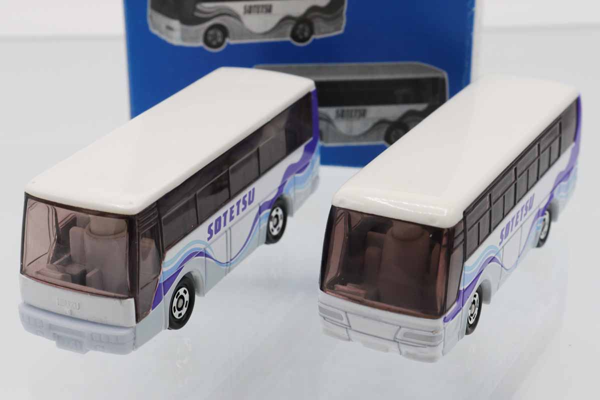 専用出品トミカ　バス　トラック　働く自動車　まとめ売り　70台セット 専用出品トミカ バス トラック 働く自動車 まとめ売り 70台