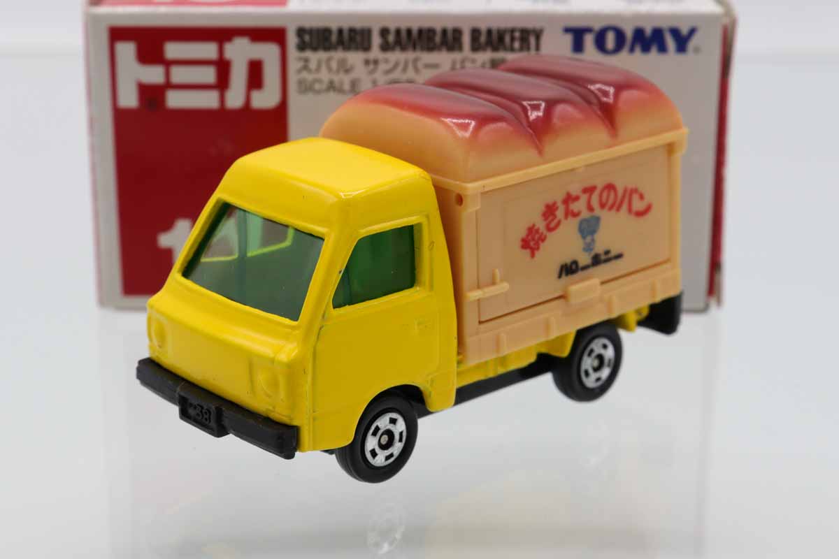 ミニカーショップ ケンボックス トミカ 赤箱☆10☆スバルサンバー パン