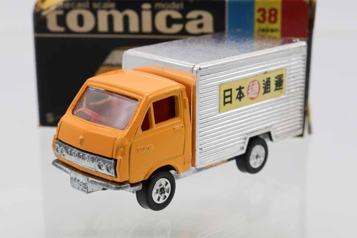 ミニカーショップ ケンボックス トミカ 黒箱☆38☆トヨタハイエース 日