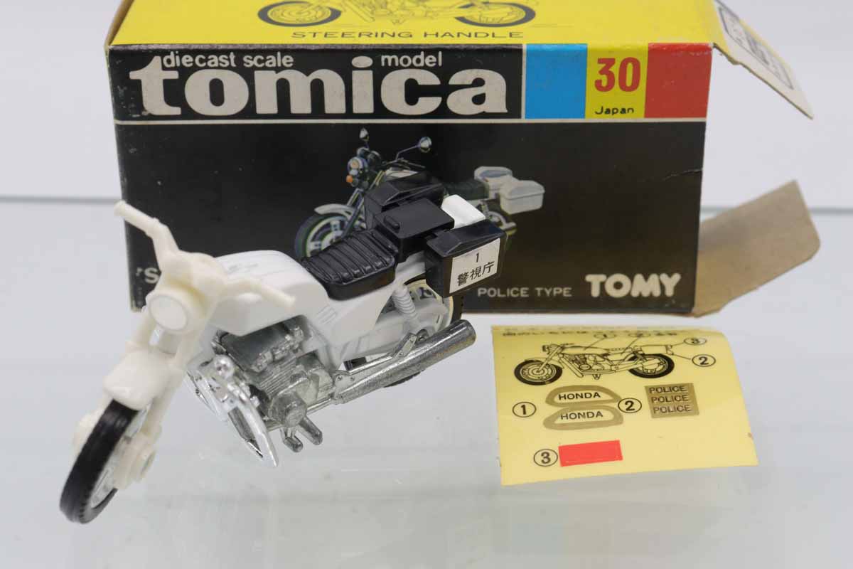 ミニカーショップ ケンボックス トミカ 黒箱☆30☆ホンダCB750F 白バイ