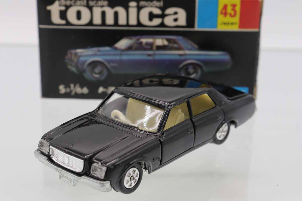 トミカ　黒箱