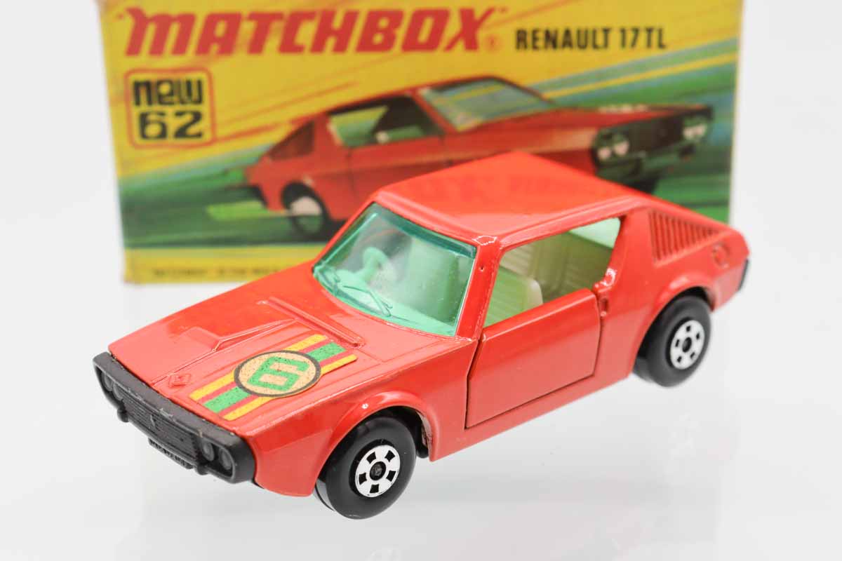 ミニカーショップ ケンボックス マッチボックス☆62☆RENAULT 17TL(赤