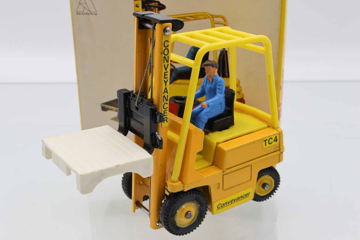 ミニカーショップ ケンボックス DINKY TOYS☆404☆CONVEYANCER FORK