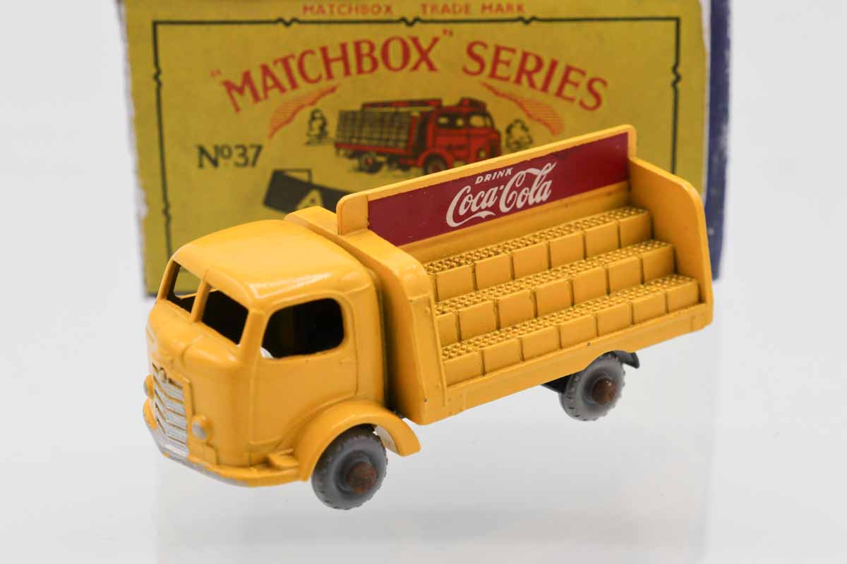貴重【ジャンク品】マッチボックス Coca-Cola トレーラー 黄色 ミニカーショップ ケンボックス マッチボックス☆37☆COCA-COLA LORRY