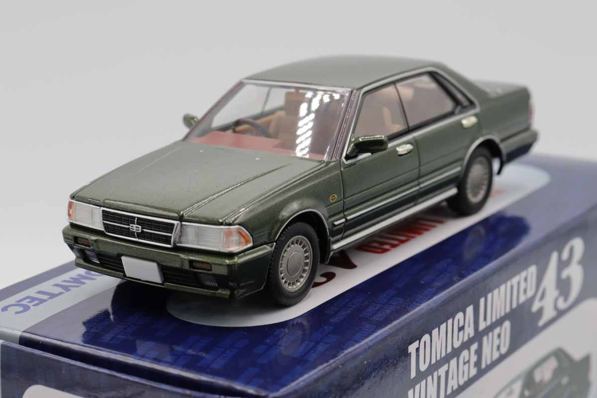 トミカ　TLV　ネオ