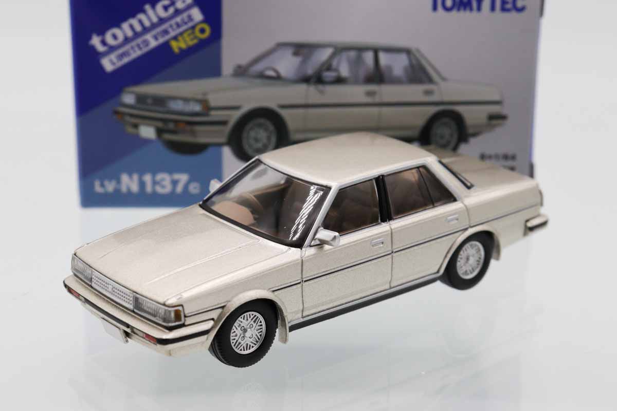 トミカ　TLV　ネオ