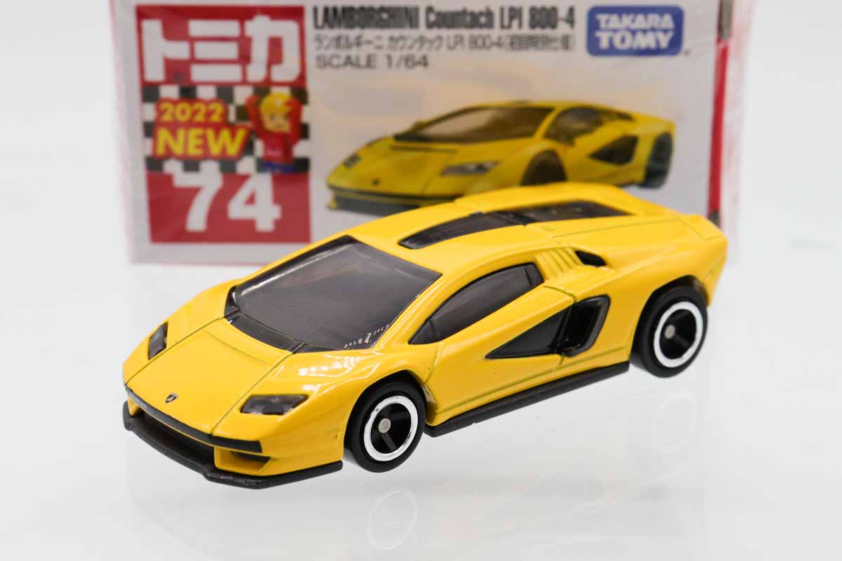 トミカ　赤箱