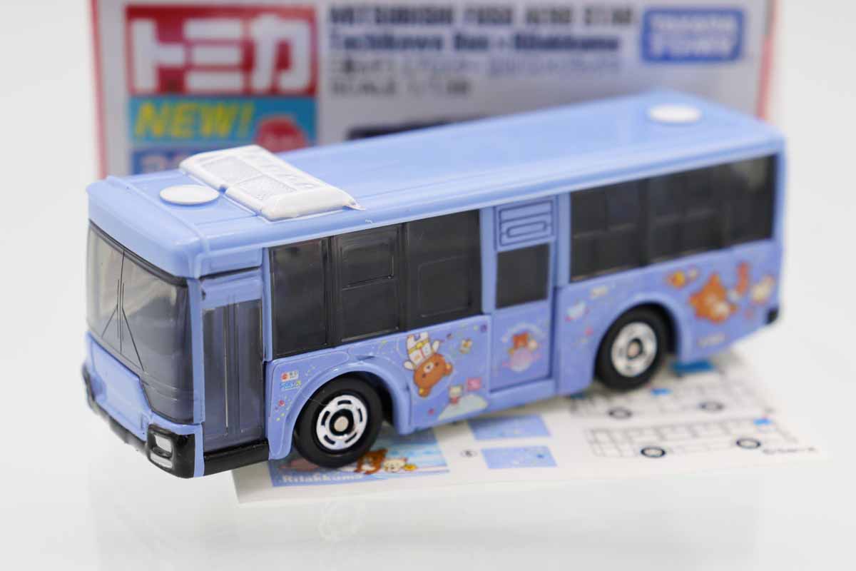トミカ　赤箱