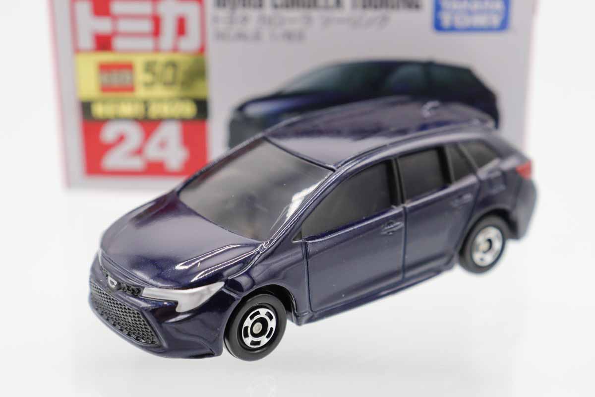 トミカ　赤箱