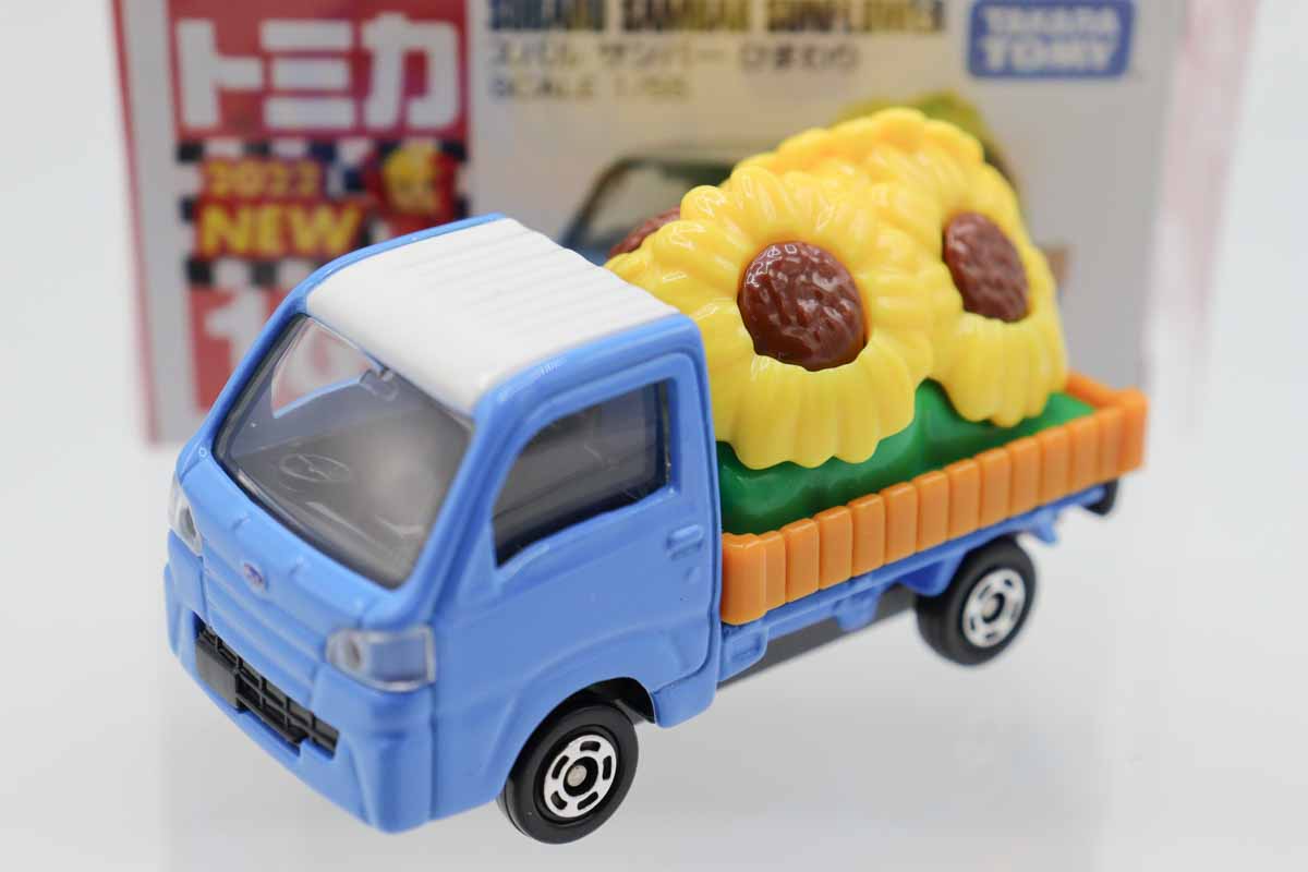トミカ　赤箱