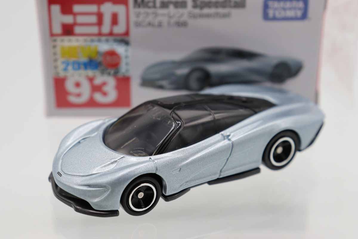 トミカ　赤箱
