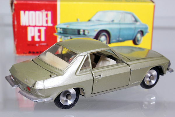 モデルペット