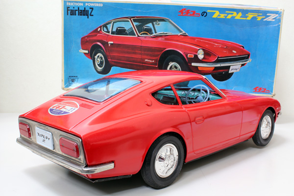 ミニカー　ケンボックス