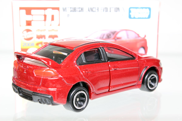 赤いミニカー Amazon | トミカ 15 日産 フェアレディZ 300ZX 1/59 赤 | ミニカー