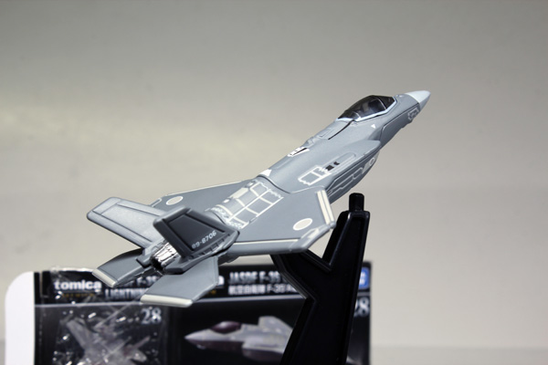 28 航空自衛隊 F-35A 戦闘機｜トミカプレミアム｜tomica｜トミカ