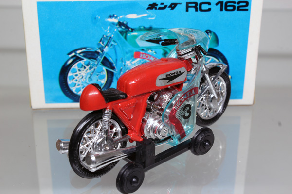 モデルペット