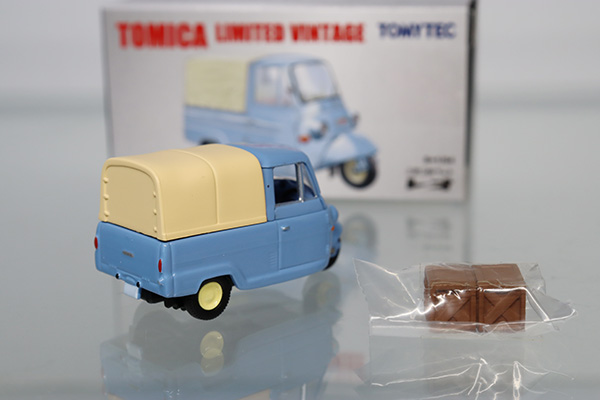 【新品】TOMICA LIMITED VINTAGE 三菱3輪ペット レオ 2台 トミカリミテッドヴィンテージ LV-60a 三菱 3輪ペット レオ バン