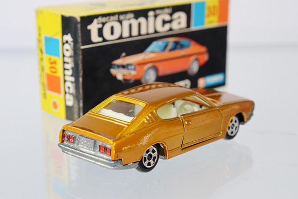 ミニカーショップ ケンボックス トミカ 黒箱☆30☆三菱ギャラン