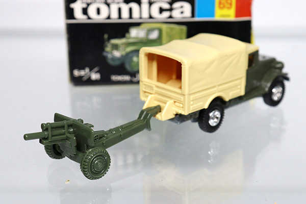ミニカーショップ ケンボックス トミカ 黒箱☆69☆トヨタ自衛隊  
