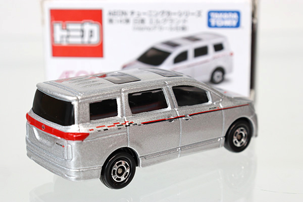 トミカ　イオン特注