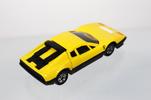 トミカ 日本製 セット フェラーリ 512bb セドリック キャデラック等 ミニカーショップ ケンボックス トミカギフトばらし フェラーリ
