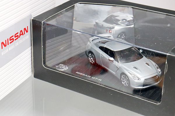 ミニカーショップ ケンボックス 1/43スケール☆KWAM002096☆日産GT-R