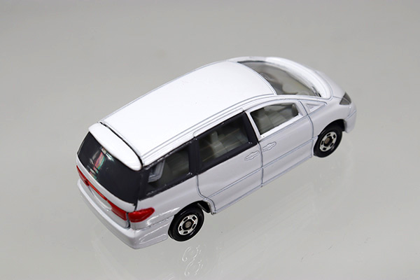 ミニカーショップ ケンボックス トミカギフトばらし トヨタエスティマ