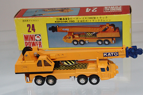 ふそうローボーイＫ1300 トラッククレーン ミニカーショップ ケンボックス シンセイ☆24☆三菱ふそう