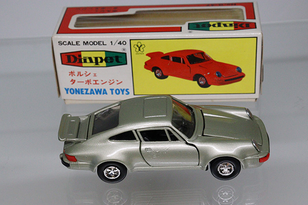 ★箱付き★ダイヤペット1/40ポルシェ ターボエンジン マティニー レーシングカー ☆箱付き❤️ダイヤペット☆ポルシェターボエンジン☆マティニー