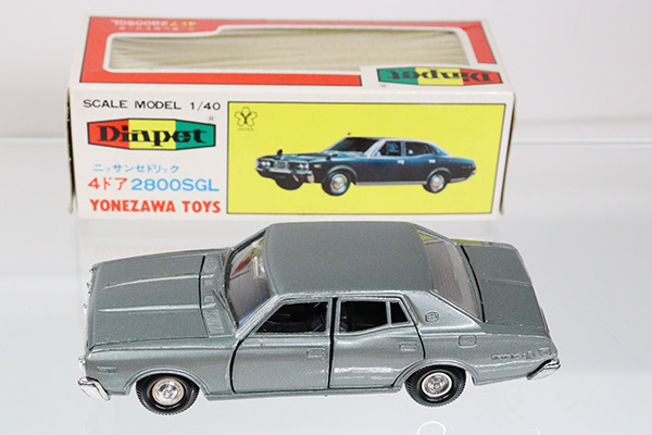 ミニカー　ヨネザワトイズ　日産セドリック　カスタムシックス　日本製 ミニカー ヨネザワトイズ 日産セドリック カスタムシックス 日本