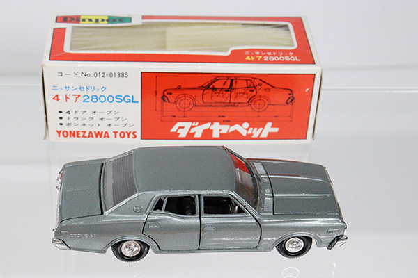 絶版ダイヤペットNo.012-01385 ニッサンセドリック4ドア2800SGL 絶版ダイヤペットNo.012-01385 ニッサンセドリック4ドア2800SGL