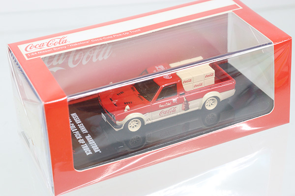 ⭐️INNO サニートラック HAKOTORA Coca-Cola (香港限定) INNO Models 1:64 Nissan Sunny Hakotora Pickup Coca-Cola