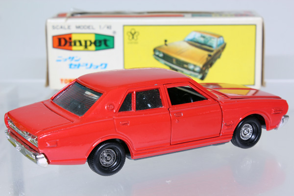 おもちゃ　ミニカー Amazon | トミカ 15 日産 フェアレディZ 300ZX 1/59 赤
