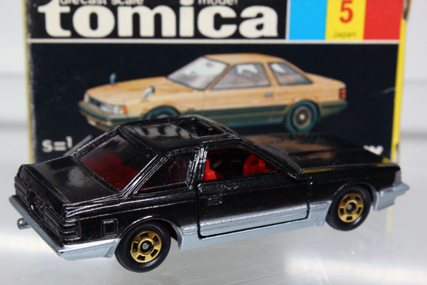 ミニカーショップ ケンボックス トミカ 黒箱☆5☆トヨタソアラ2800GT
