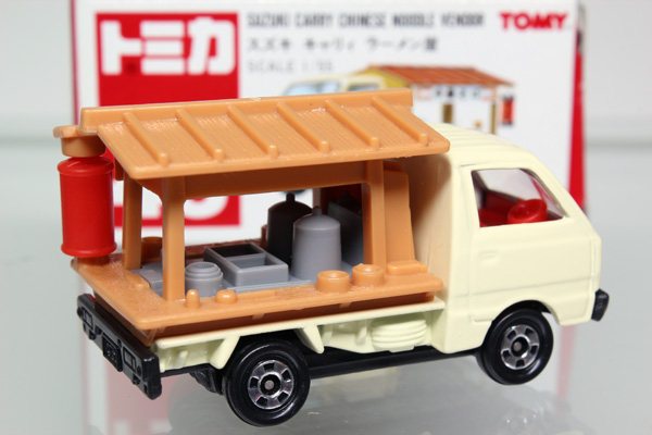 トミカ　赤箱