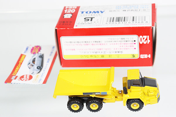 トミカ　赤箱