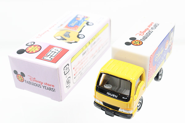 ミニカーショップ ケンボックス ディズニートミカいすゞエルフ Disney Store オリジナルトラック 15 Fabulous Years ディズニーストア 15 ファビュラスイヤーズ 箱少破れ 買取品 撮影の為に開封 現状渡しminicar Shop Kenbox Tomica