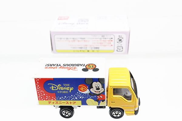 ミニカーショップ ケンボックス ディズニートミカいすゞエルフ Disney Store オリジナルトラック 15 Fabulous Years ディズニーストア 15 ファビュラスイヤーズ 箱少破れ 買取品 撮影の為に開封 現状渡しminicar Shop Kenbox Tomica