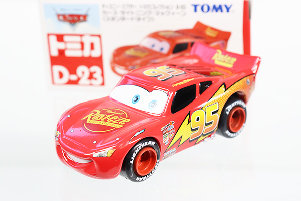 ディズニートミカ