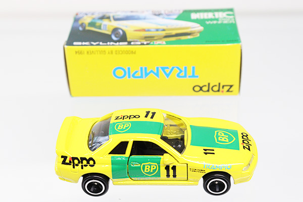 スカイラインGTR ミニカー Amazon | POP RACE 1/64 SKYLINE GT-R V8 DRIFT WHITE 完成品